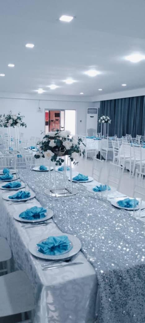 Mika Lodge Lusaka Ngoại thất bức ảnh