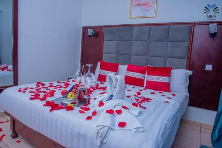 Mika Lodge Lusaka Ngoại thất bức ảnh